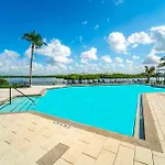 DoubleTree by Hilton Tampa Rocky Point Waterfront