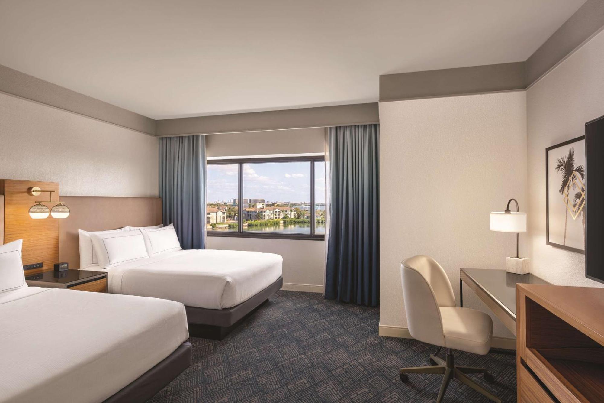 Doubletree By Hilton Rocky Point Waterfront 3* Tampa