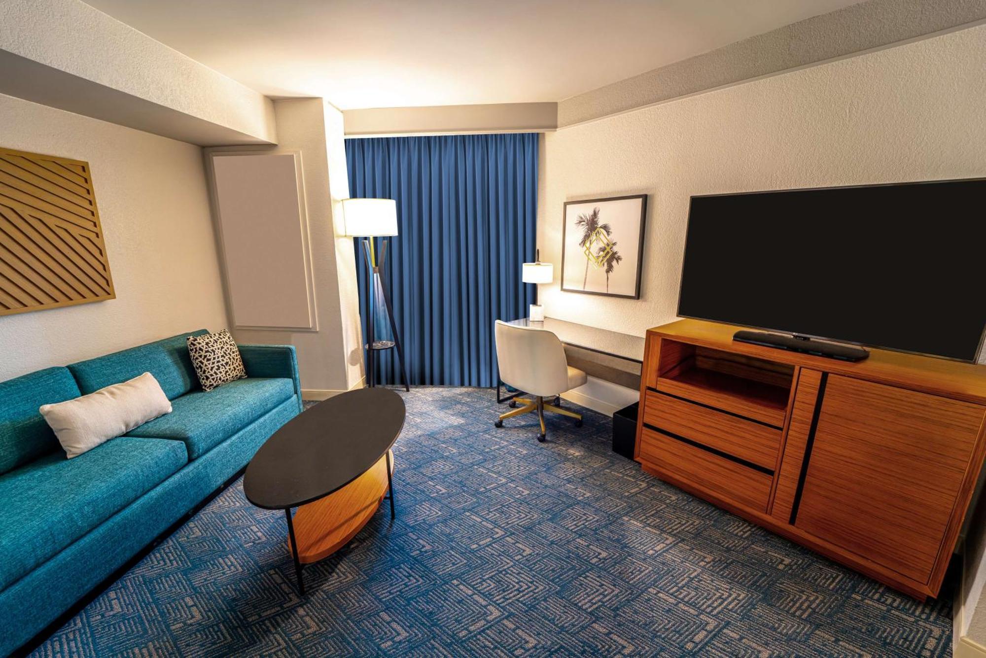 Doubletree By Hilton Rocky Point Waterfront 3* Tampa