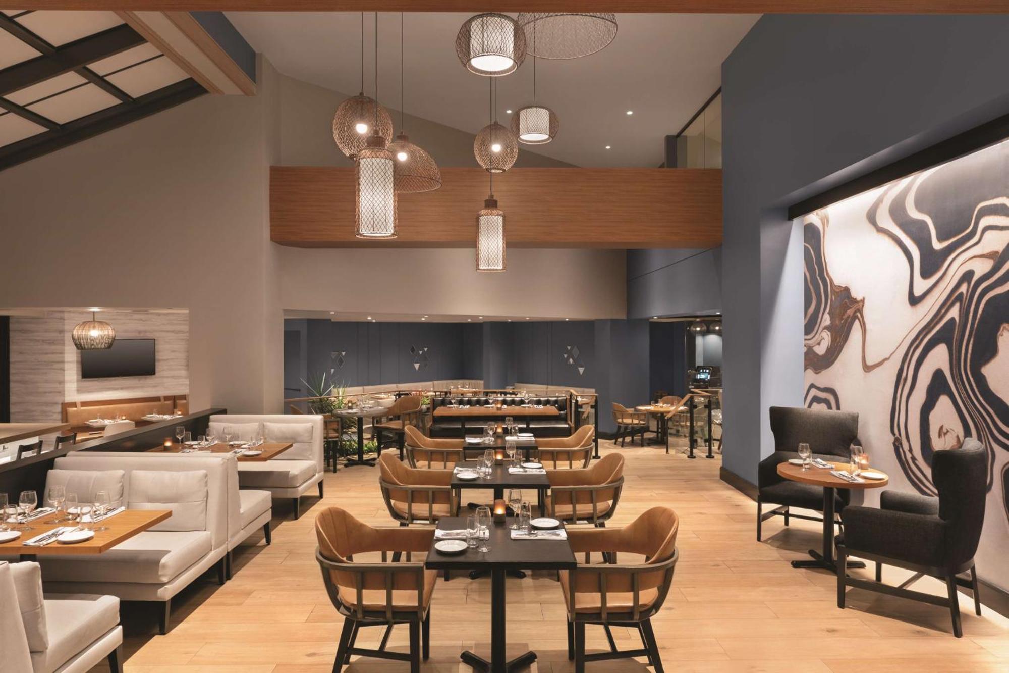Doubletree By Hilton Rocky Point Waterfront 3*