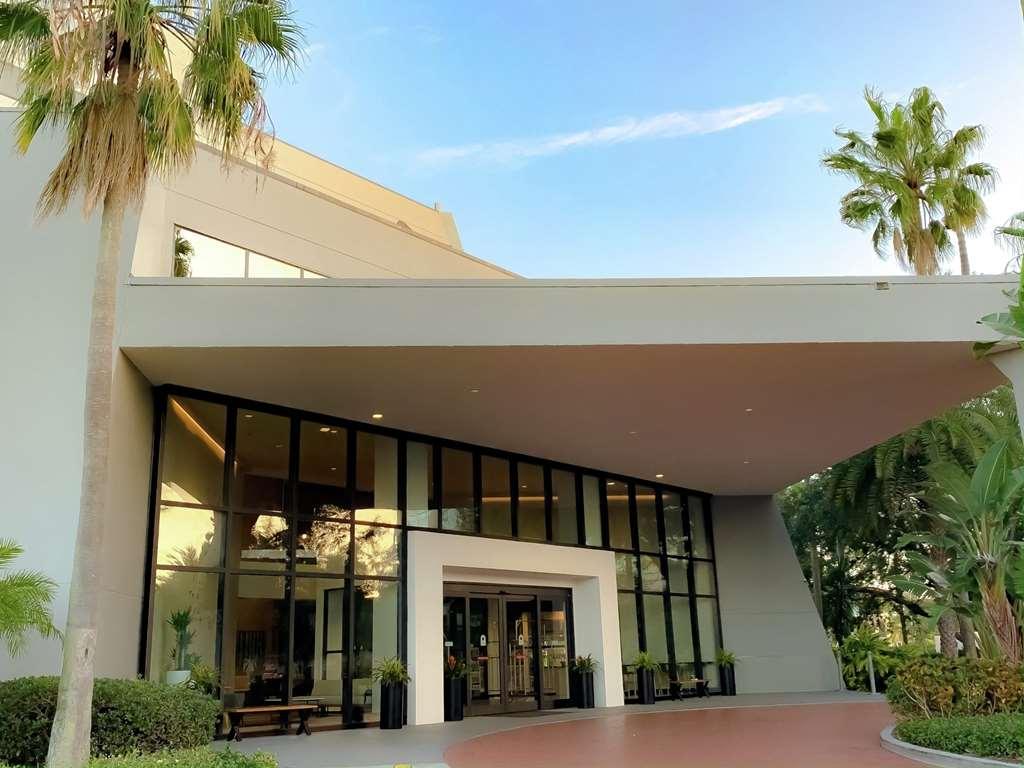 Doubletree By Hilton Rocky Point Waterfront 3* Tampa